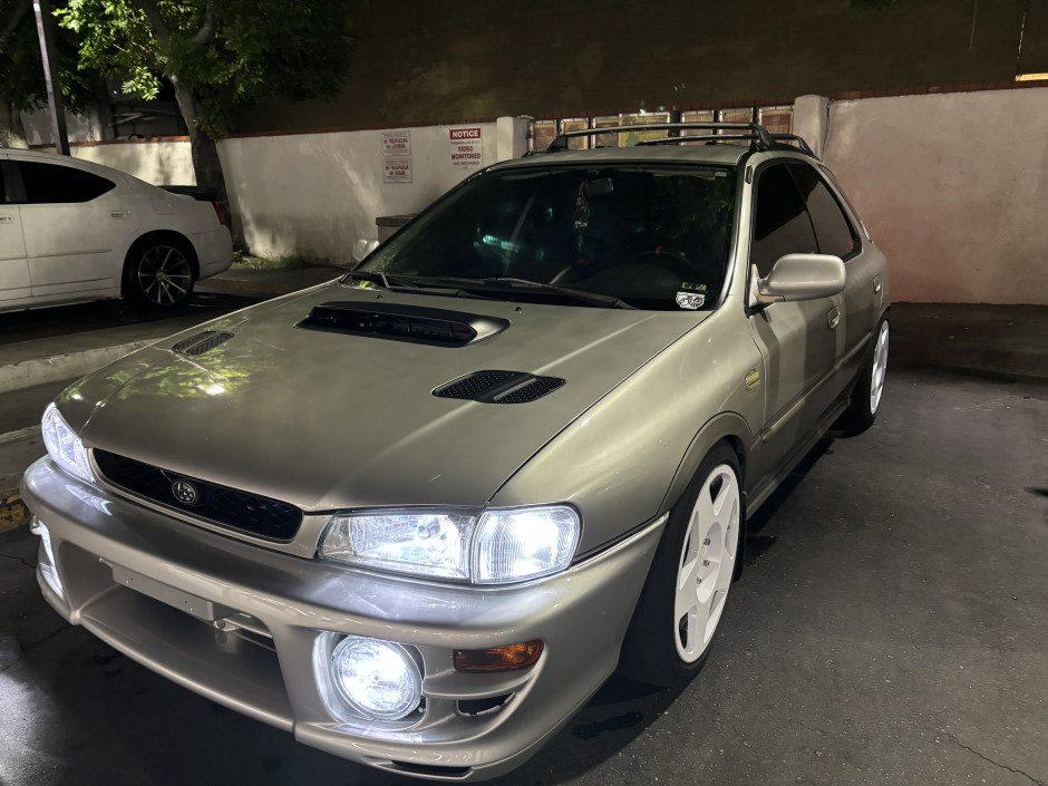 Jose J's 2000 Impreza Outback Sport