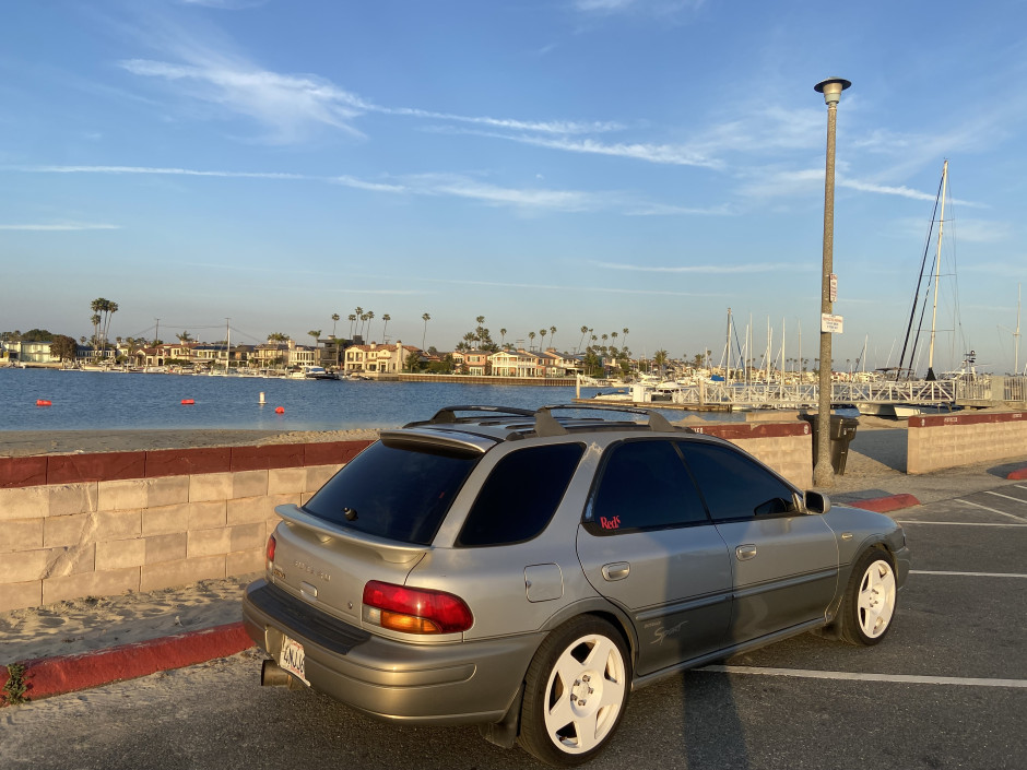 Mario R's 2000 Impreza Outback Sport