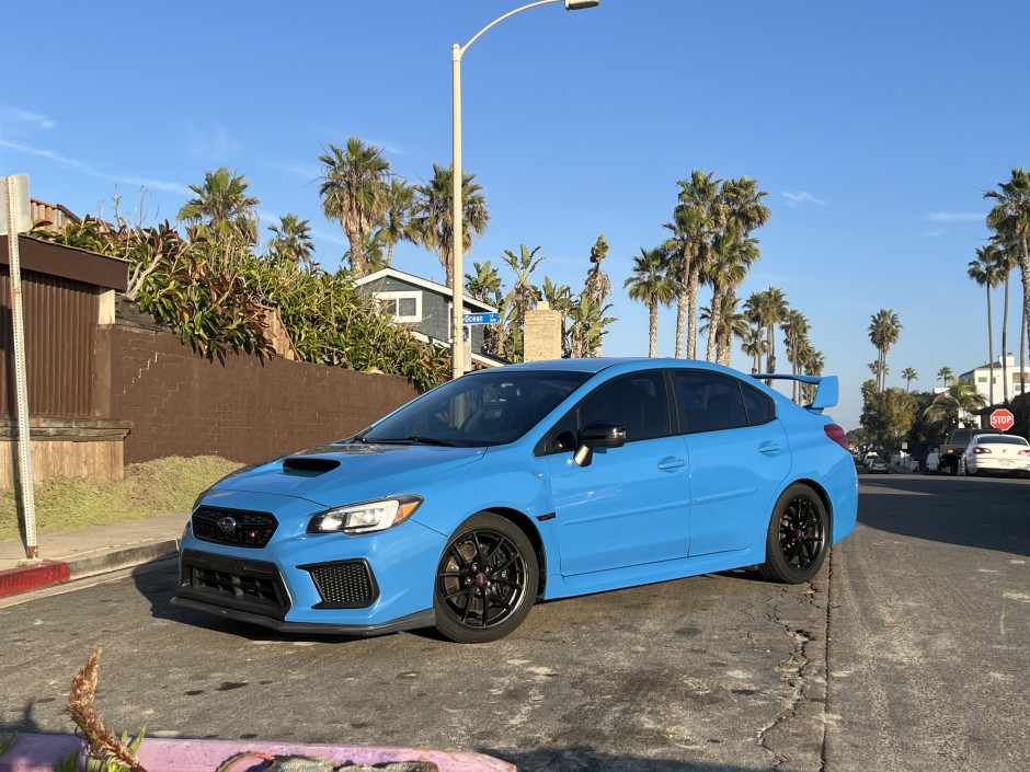 Alberto  Cubillas 's 2016 Impreza WRX STI Hyper Blue Limited 