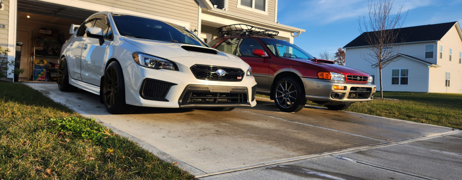 Rogelio R's 2019 Impreza WRX STI Base