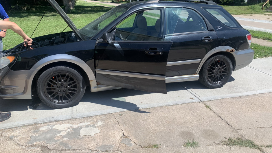 Grabiel Baltazar's 2007 Impreza Outback sport 