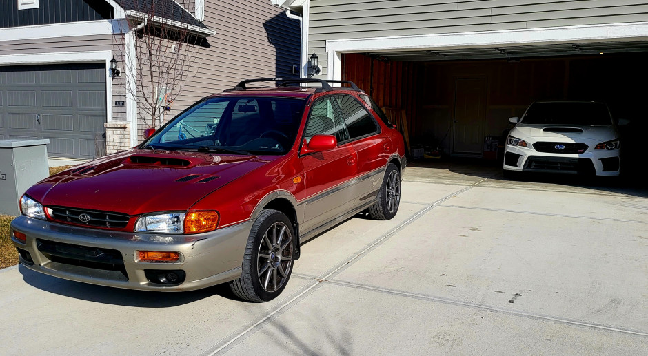 Rogelio R's 2000 Impreza Outback 