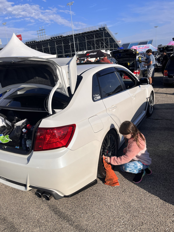 James  R's 2011 Impreza Limited 